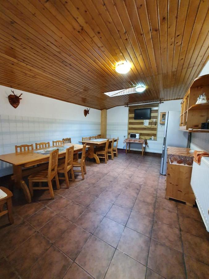 Pensiunea Casa Soarelui Podu Dimbovitei Exterior foto